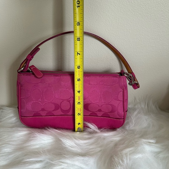 Coach Y2K Hampton Mini Baguette Shoulder Bag Pink - Picture 8 of 8
